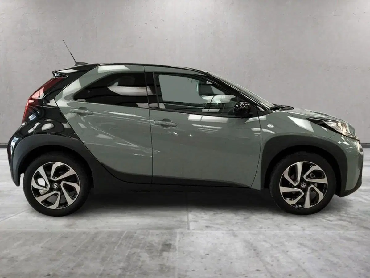 Toyota Aygo X usata a Roma (4)