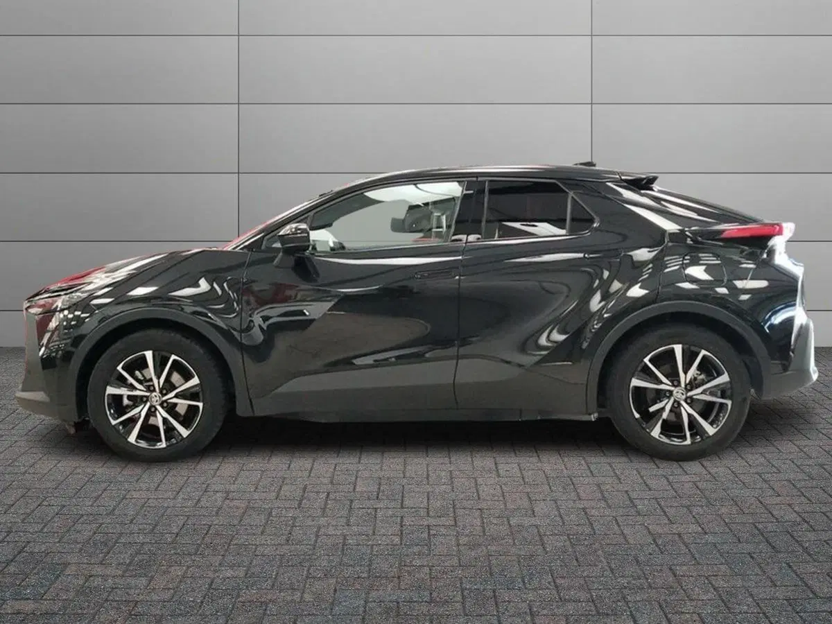 Toyota Toyota C-HR usata a Roma (2)