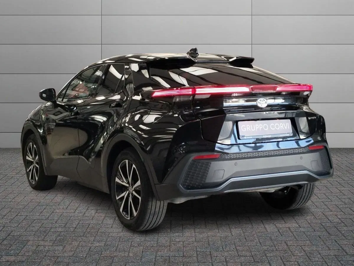 Toyota Toyota C-HR usata a Roma (3)