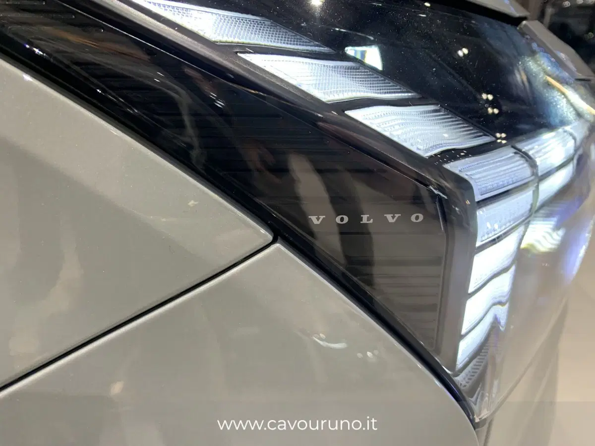 Volvo EX30 nuova a Ferrara (17)