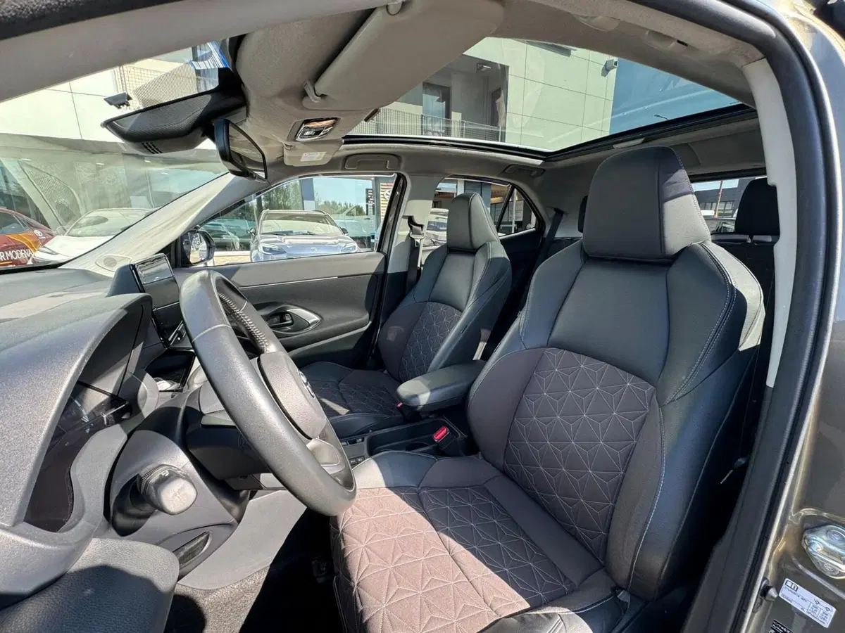 Toyota Yaris Cross usata a Modena (12)