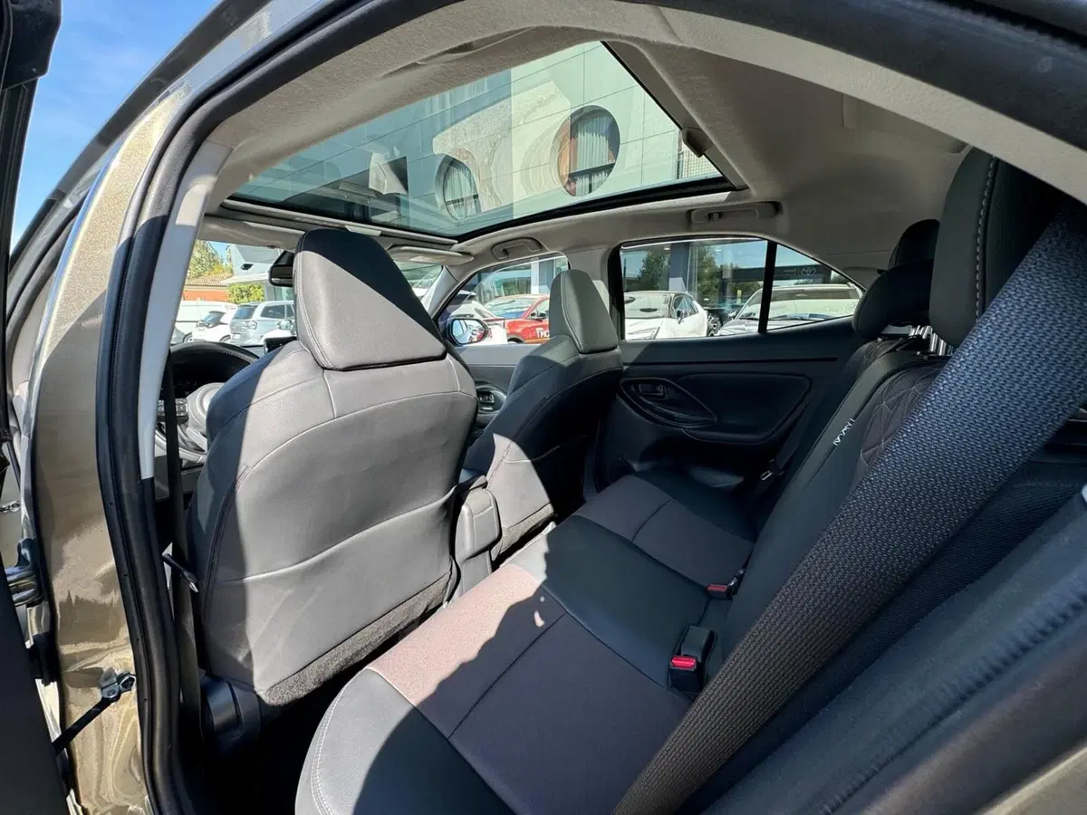Toyota Yaris Cross usata a Modena (13)