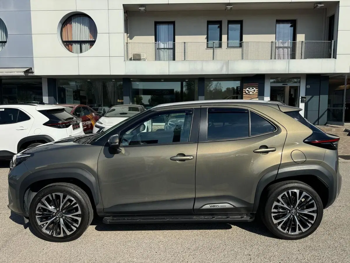 Toyota Yaris Cross usata a Modena (9)
