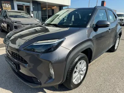 Toyota Yaris Cross 1.5h GR Sport Black Sky fwd 116cv e-cvt del 2022 usata a Modena