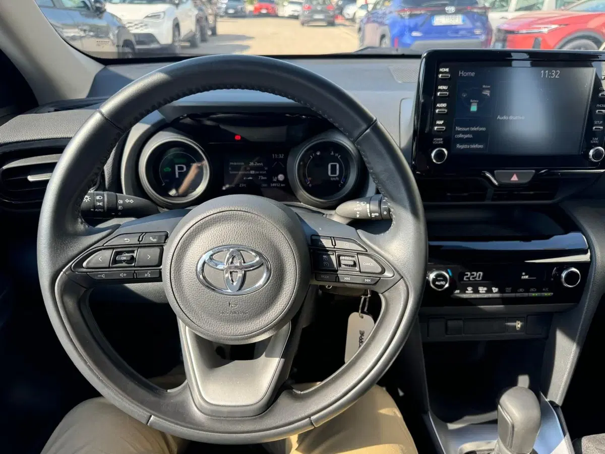 Toyota Yaris Cross usata a Modena (11)