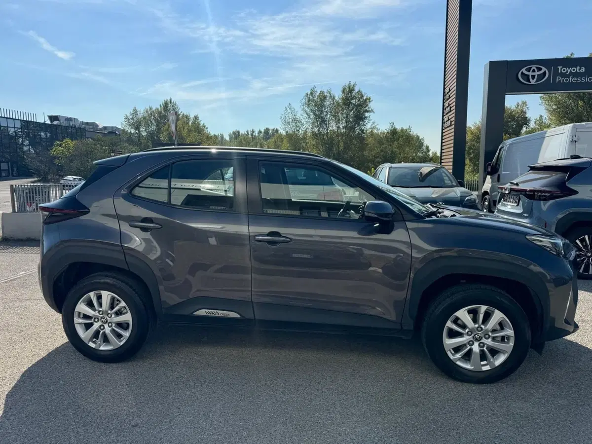 Toyota Yaris Cross usata a Modena (5)