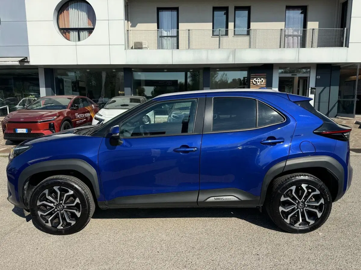 Toyota Yaris Cross usata a Modena (9)