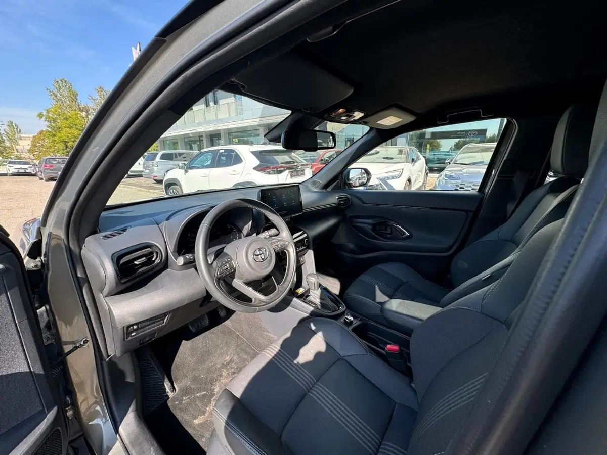 Toyota Yaris Cross usata a Modena (12)
