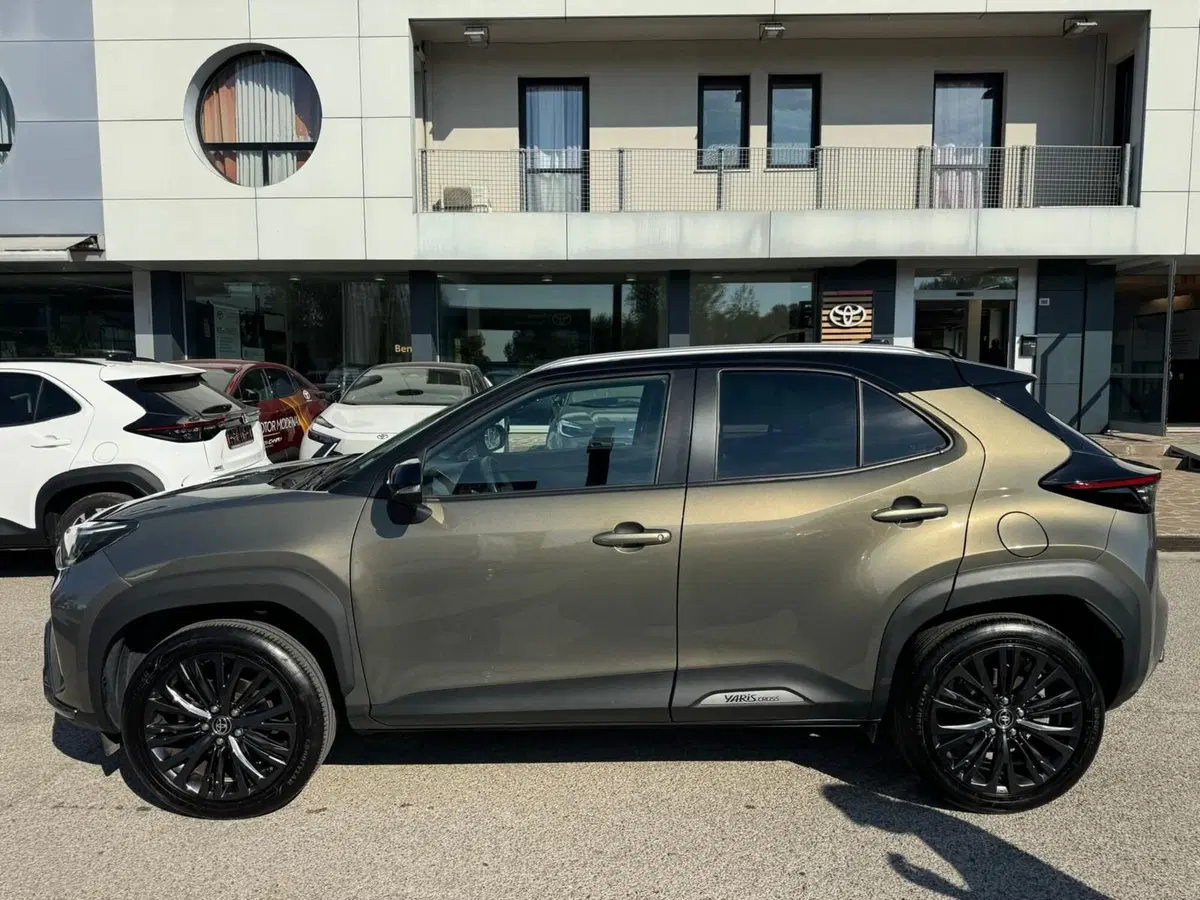 Toyota Yaris Cross usata a Modena (9)