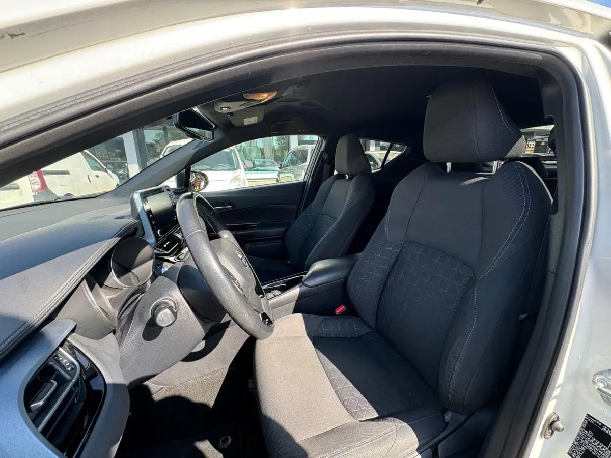 Toyota Toyota C-HR usata a Modena (13)