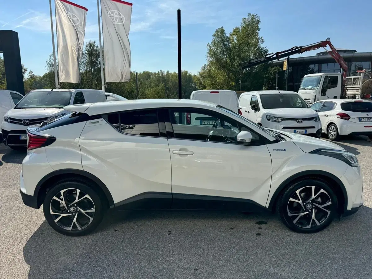 Toyota Toyota C-HR usata a Modena (5)