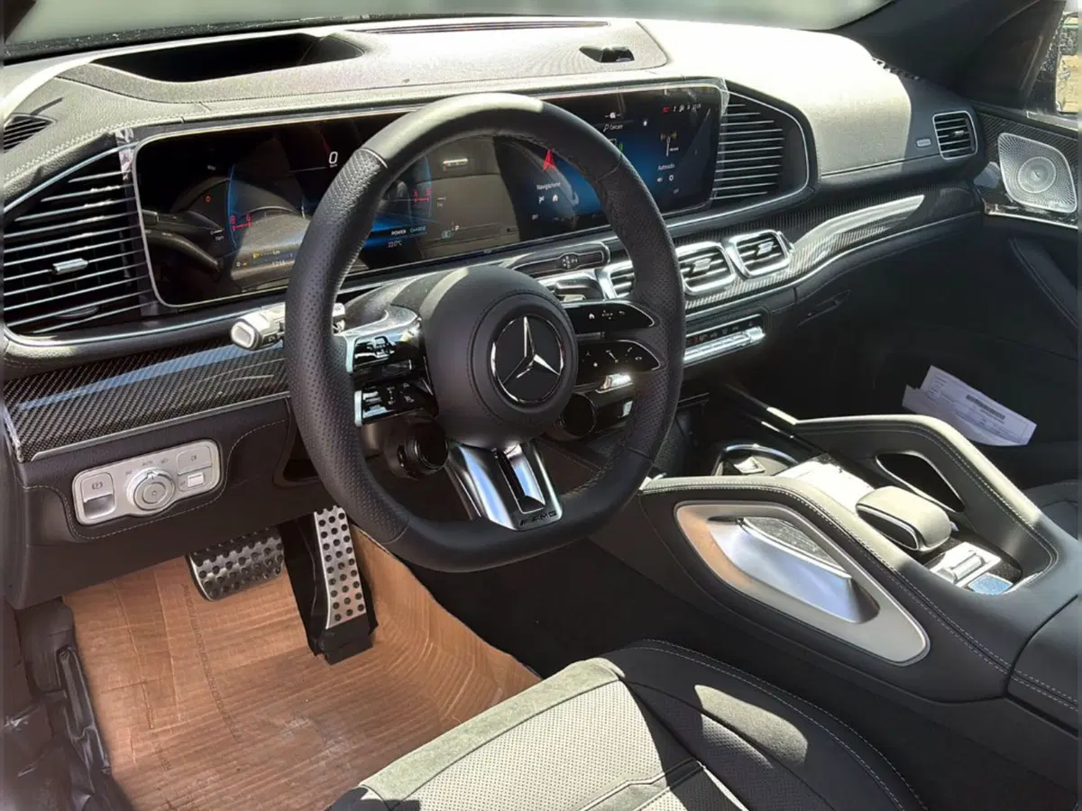 Mercedes-Benz GLE SUV nuova a Pisa (10)