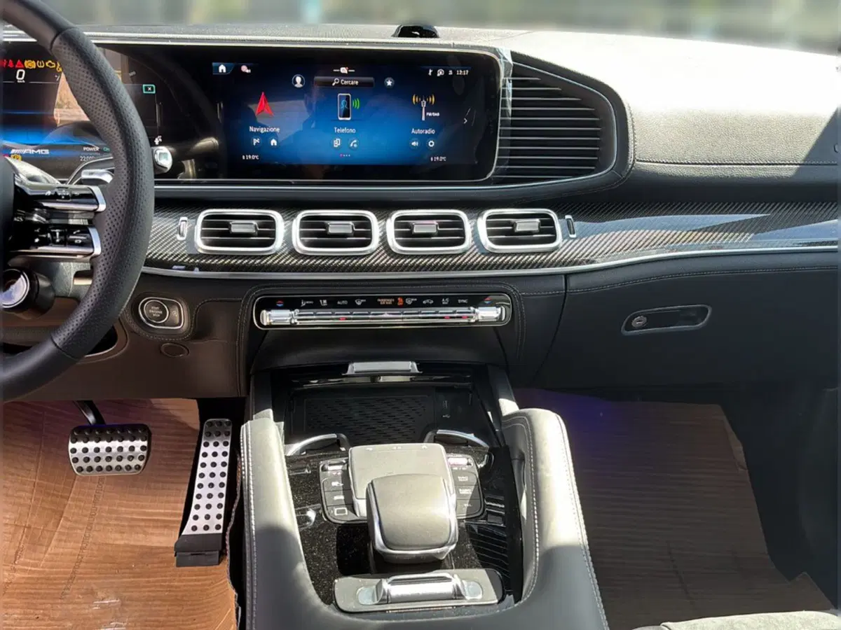 Mercedes-Benz GLE SUV nuova a Pisa (13)