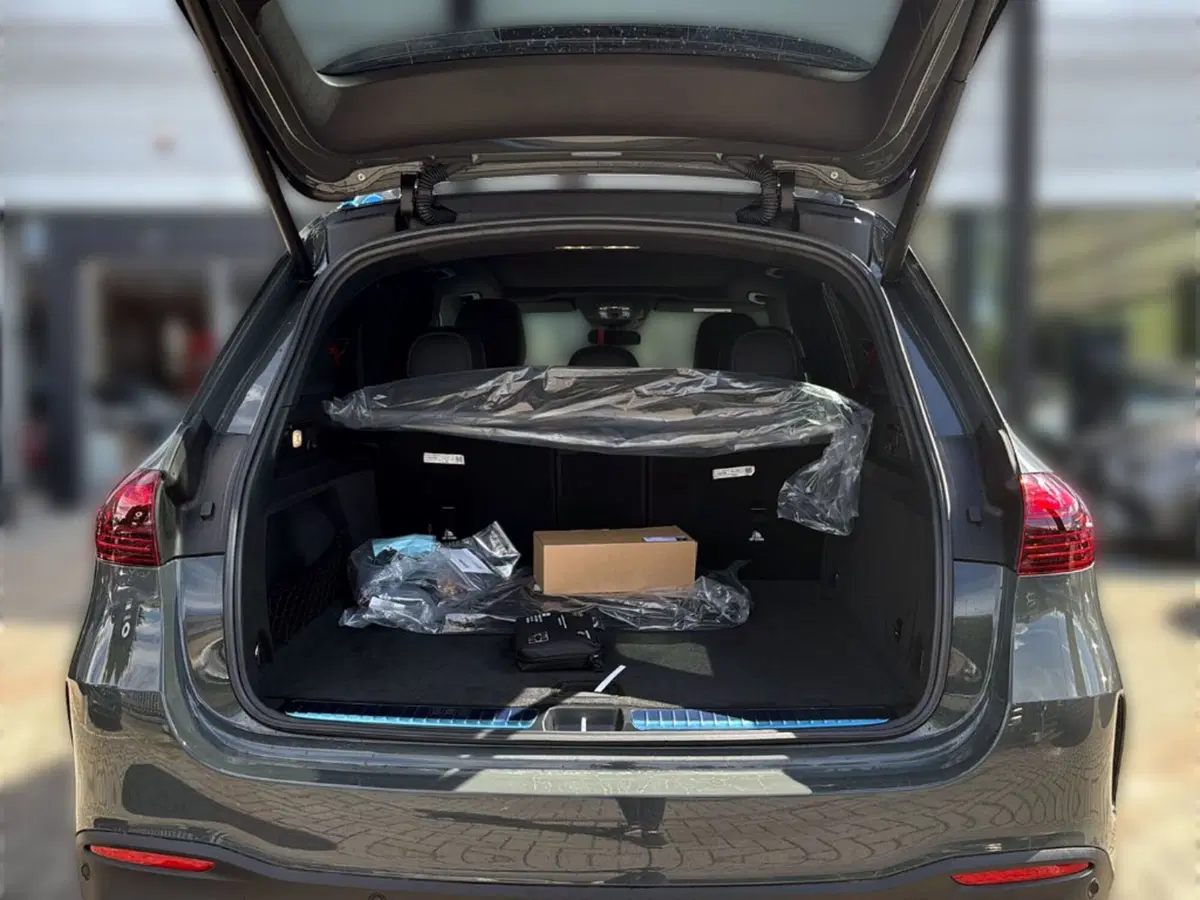 Mercedes-Benz GLE SUV nuova a Pisa (16)
