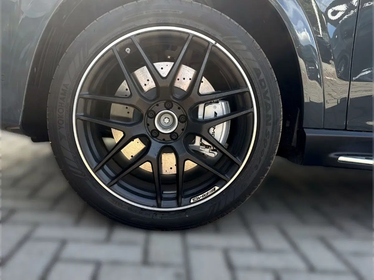 Mercedes-Benz GLE SUV nuova a Pisa (18)