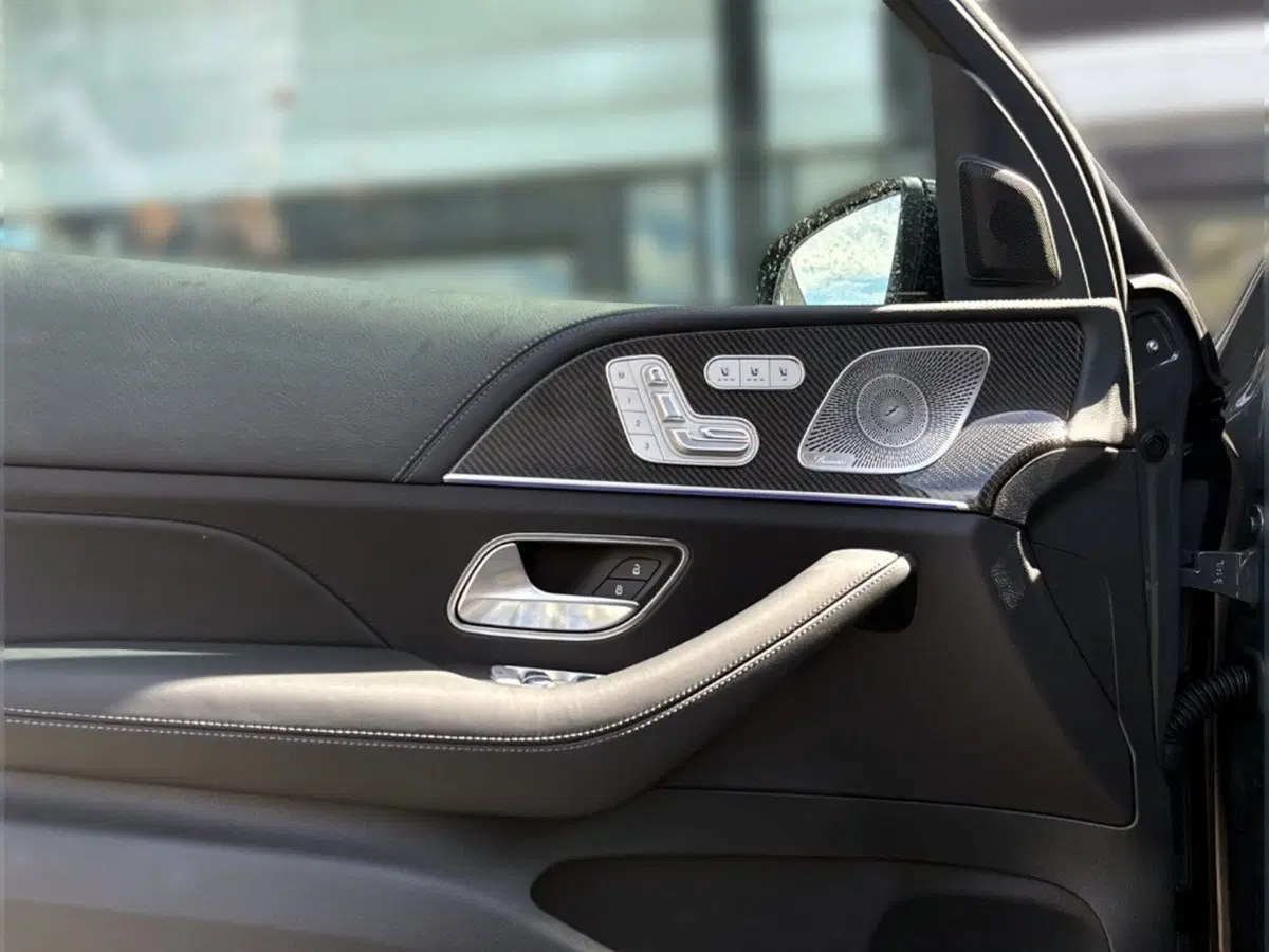 Mercedes-Benz GLE SUV nuova a Pisa (8)