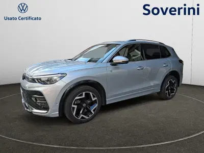 Volkswagen Tiguan 2.0 tdi R-Line 150cv dsg del 2025 usata a Bologna