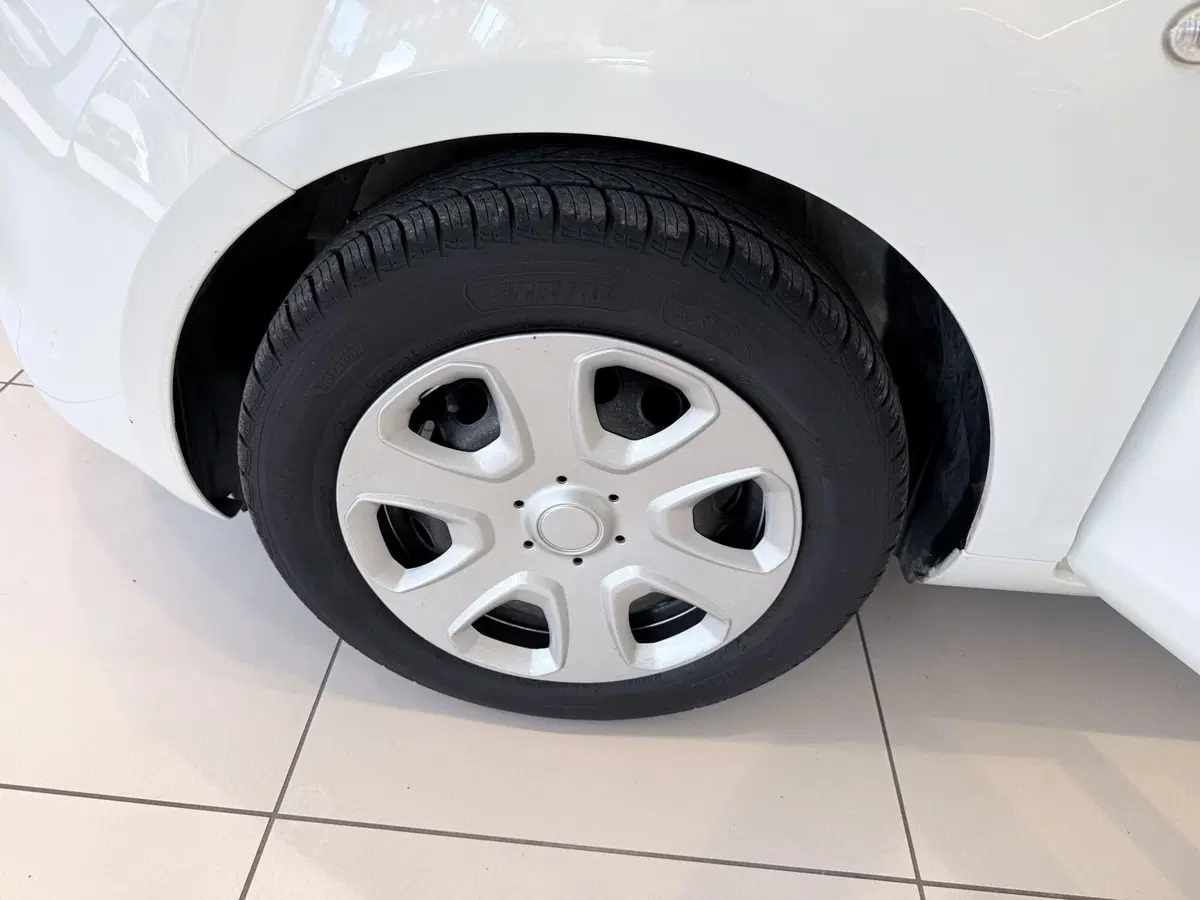 Ford Ka usata a Latina (11)