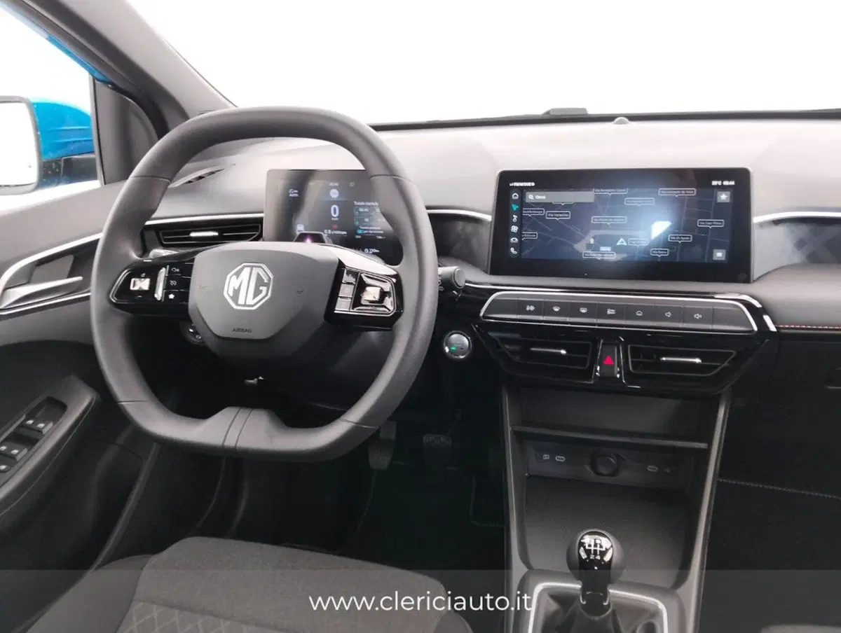 Mg MG3 nuova a Como (9)