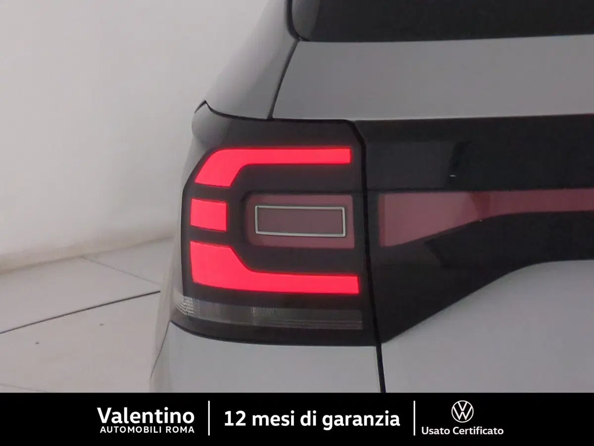 Volkswagen T-Cross usata a Roma (8)