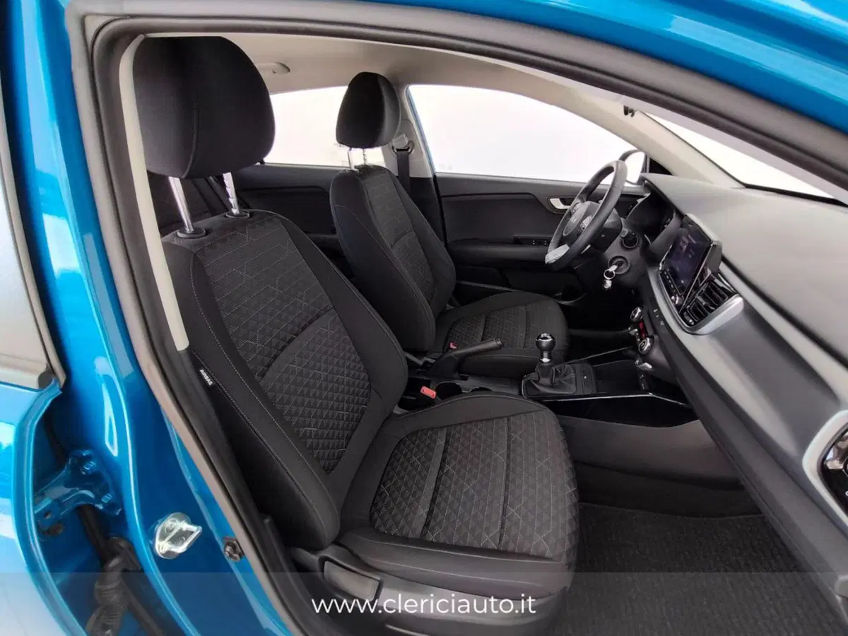 Kia Rio usata a Como (3)