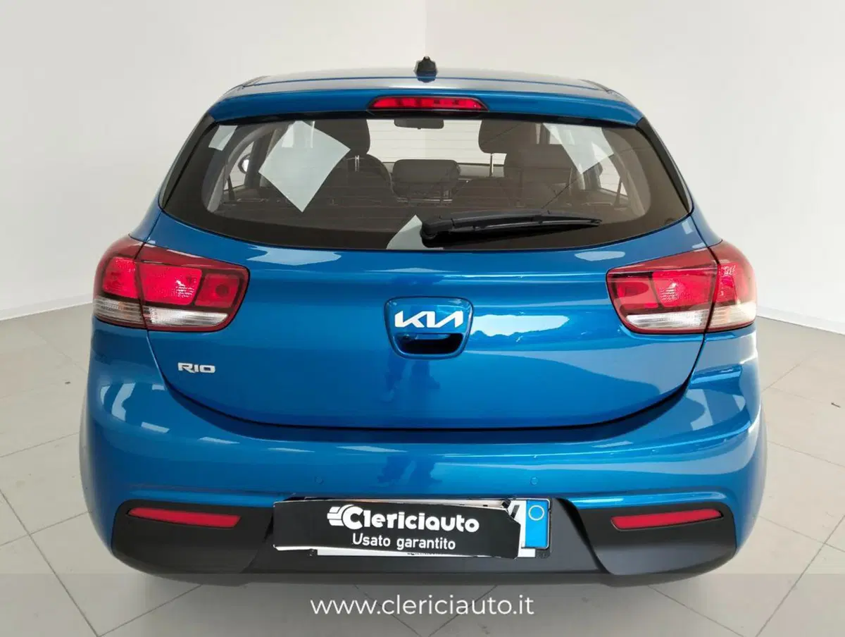 Kia Rio usata a Como (7)