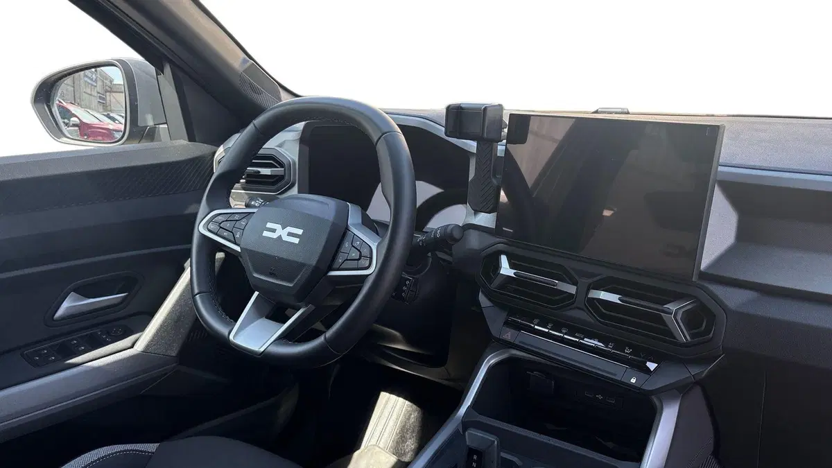 Dacia Bigster usata a Parma (7)
