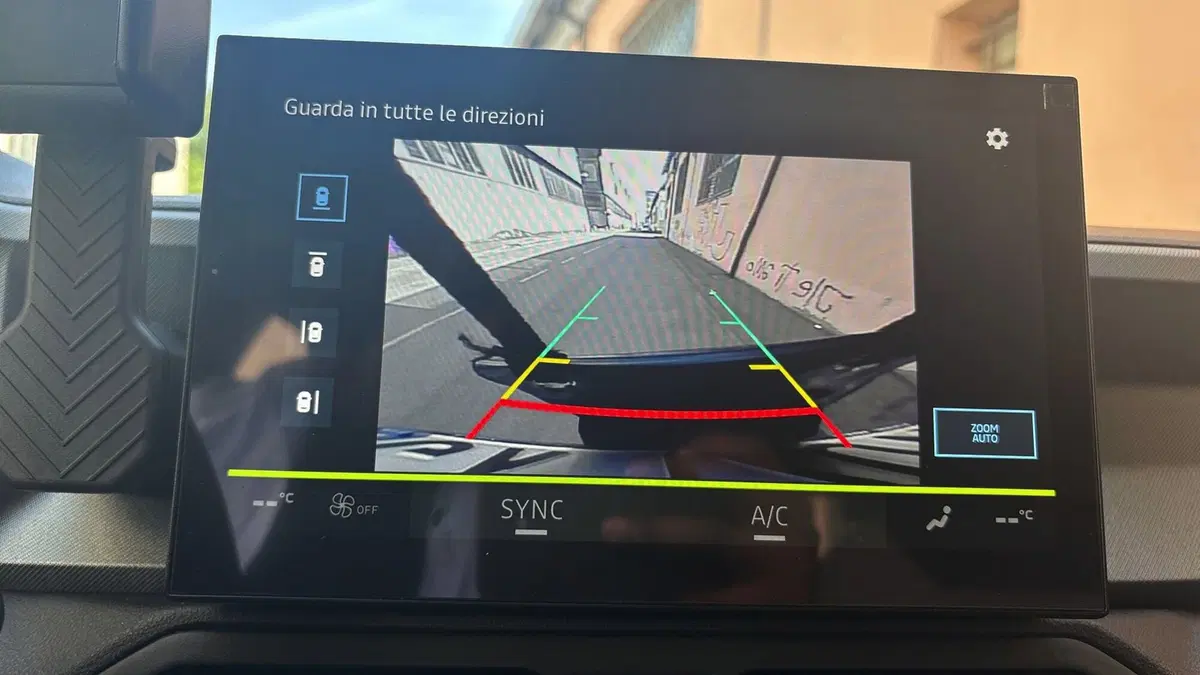 Dacia Bigster usata a Parma (9)
