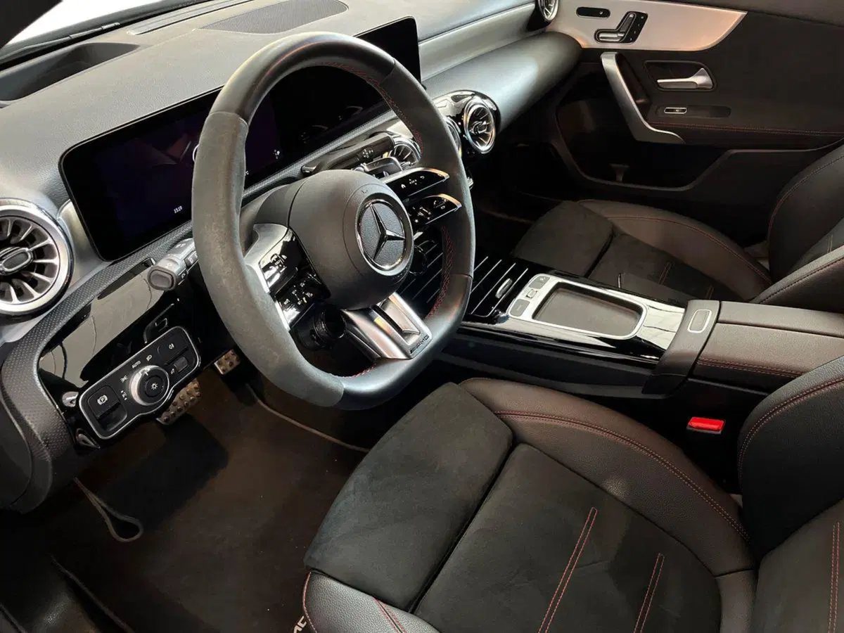 Mercedes-Benz Classe A usata a Lecce (10)
