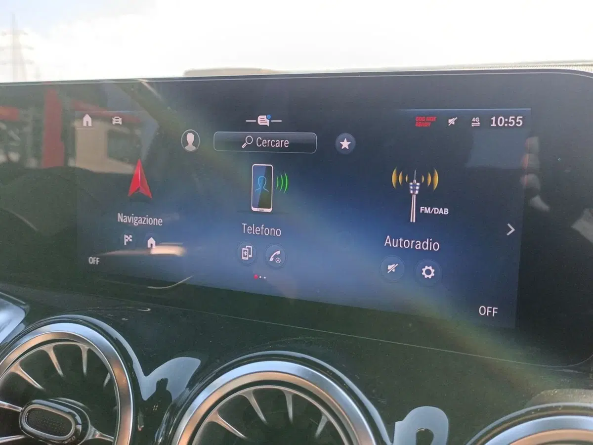 Mercedes-Benz GLB usata a Bari (12)