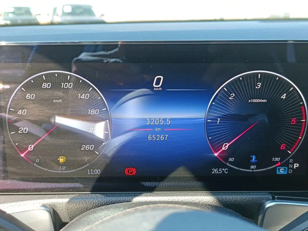Mercedes-Benz GLB usata a Bari (13)
