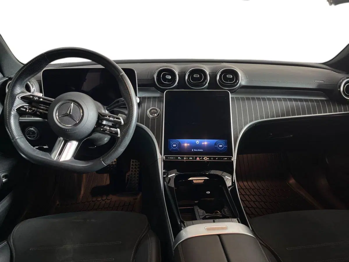 Mercedes-Benz Classe C usata a Bari (8)