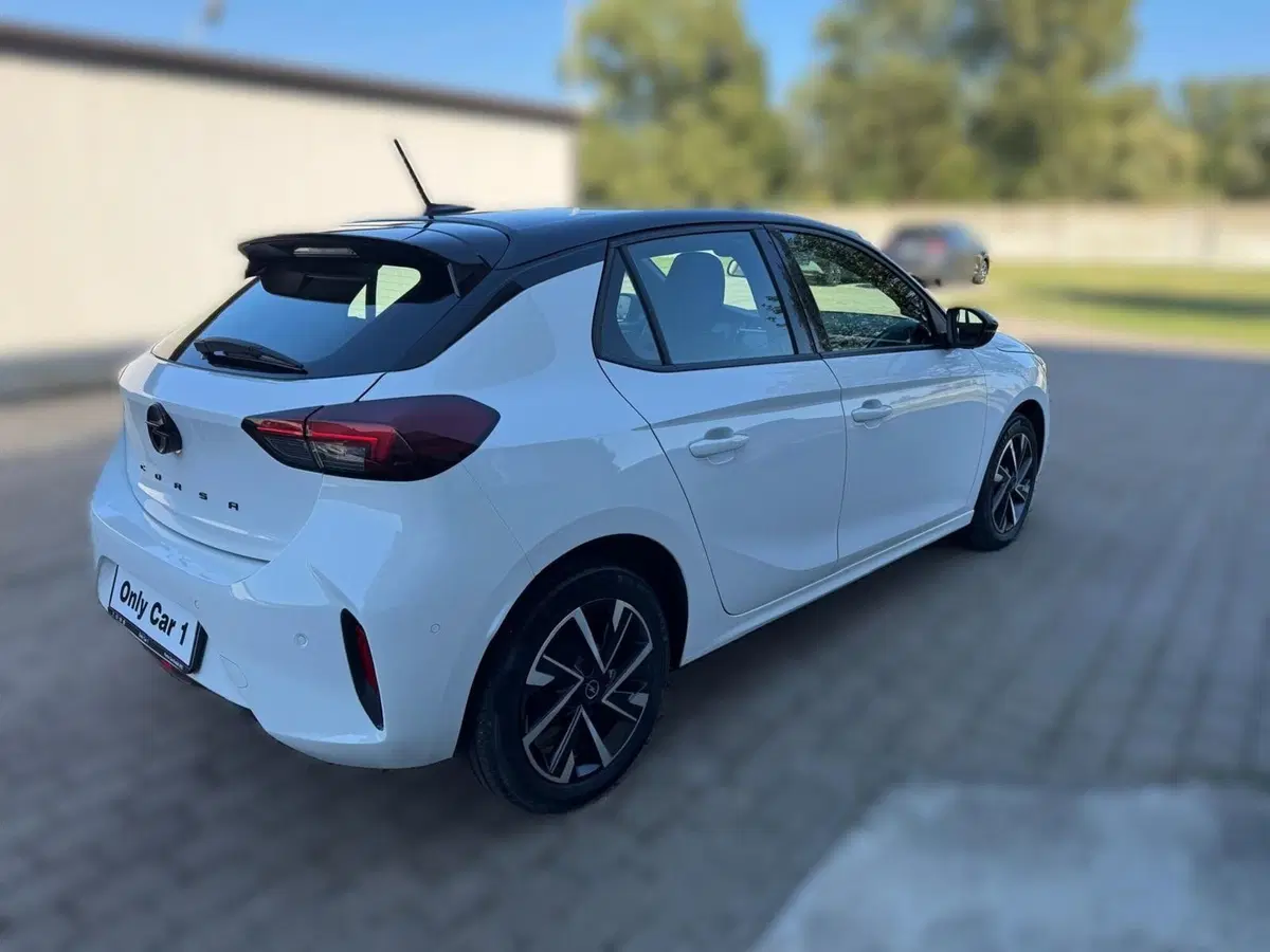 Opel Corsa nuova a Ferrara (5)