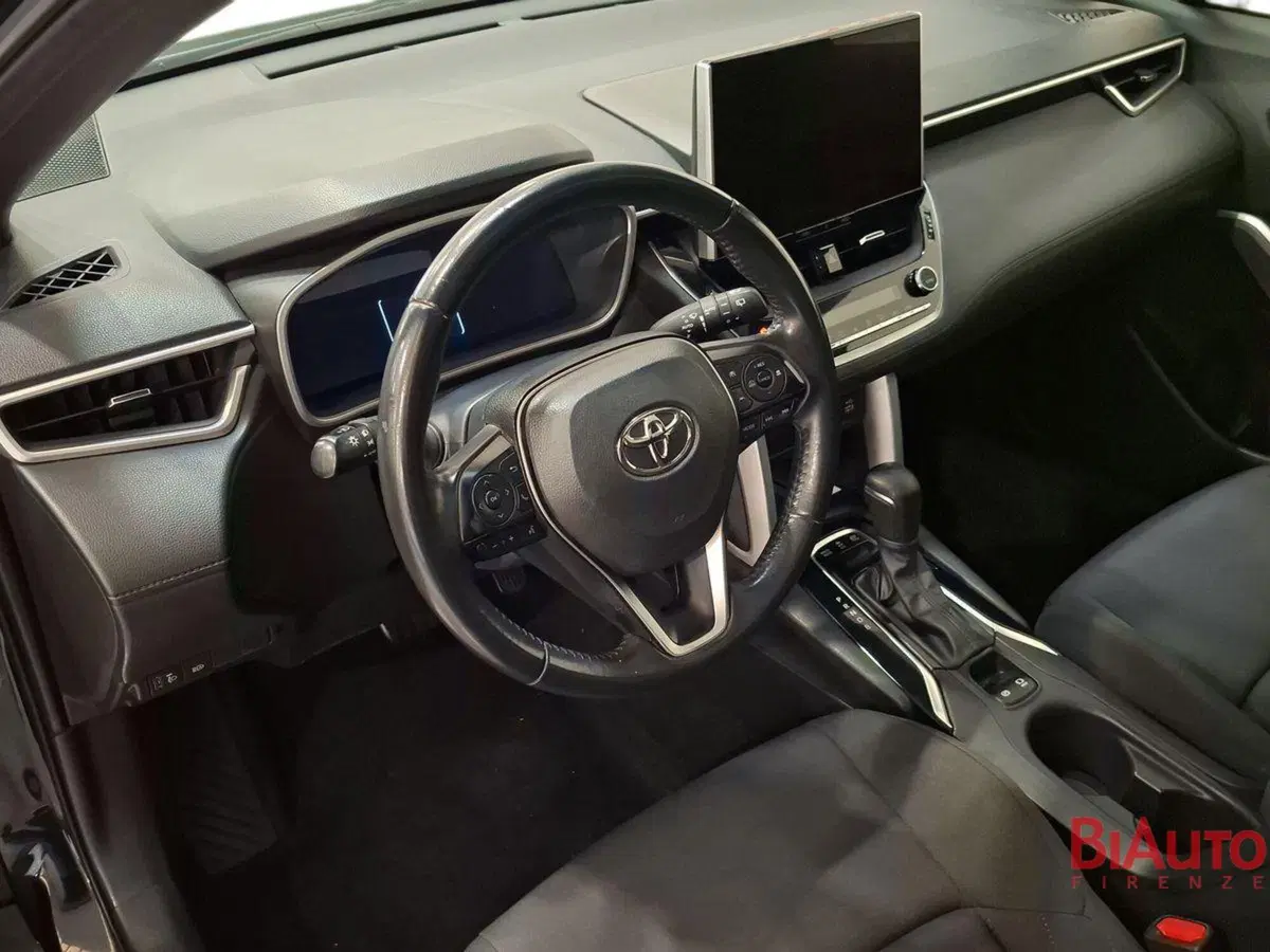 Toyota Corolla Cross Hybrid usata a Firenze (7)