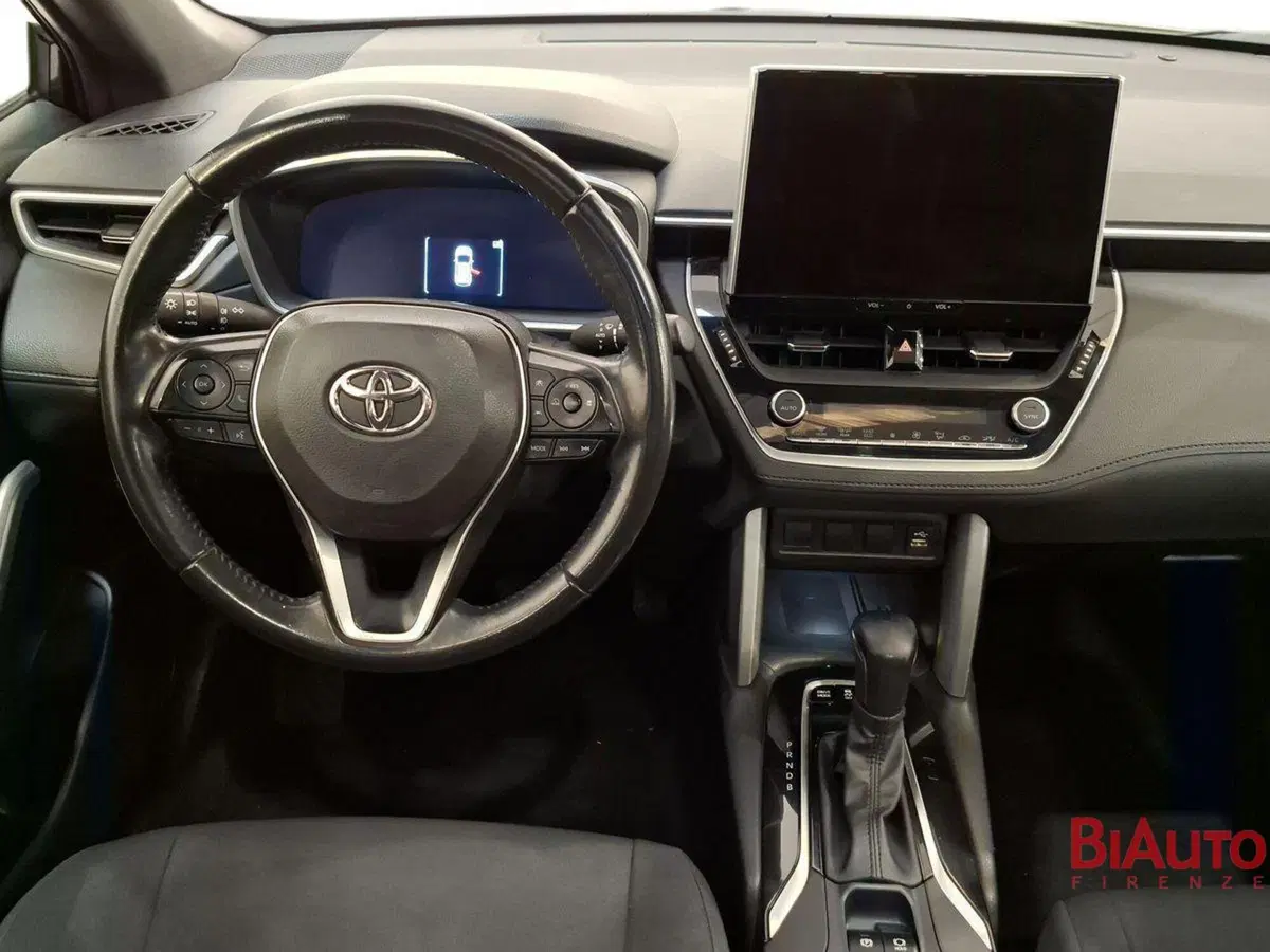 Toyota Corolla Cross Hybrid usata a Firenze (8)