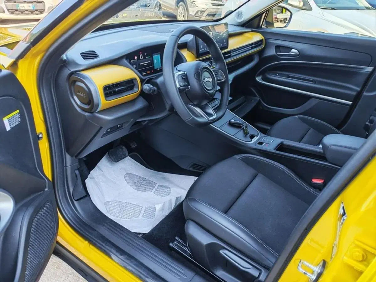 Jeep Avenger usata a Pescara (5)