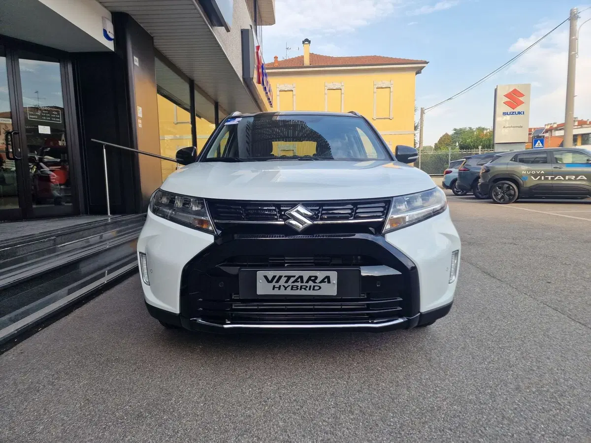 Suzuki Vitara nuova a Milano (2)