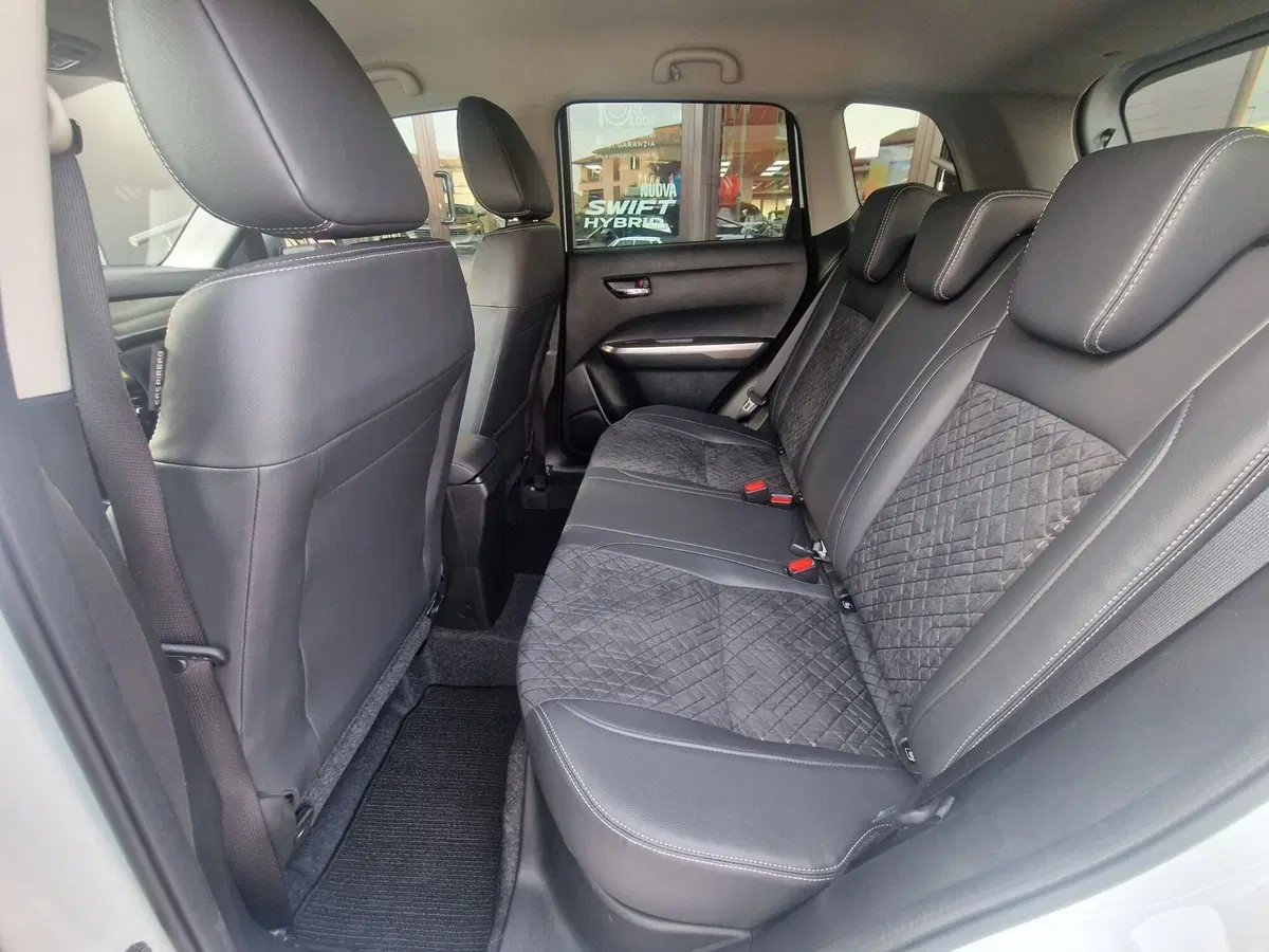Suzuki Vitara nuova a Milano (7)