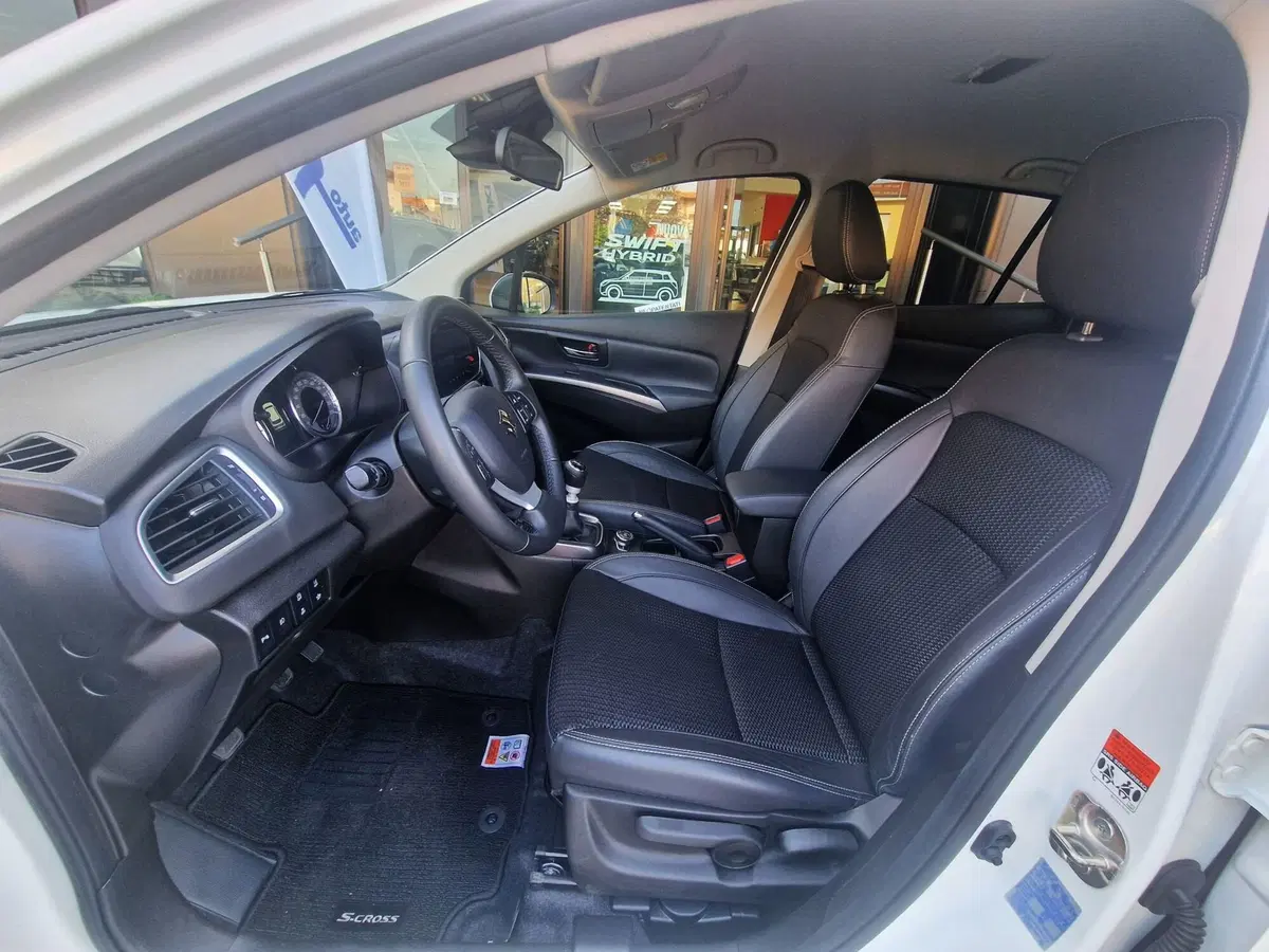 Suzuki S-Cross usata a Milano (6)