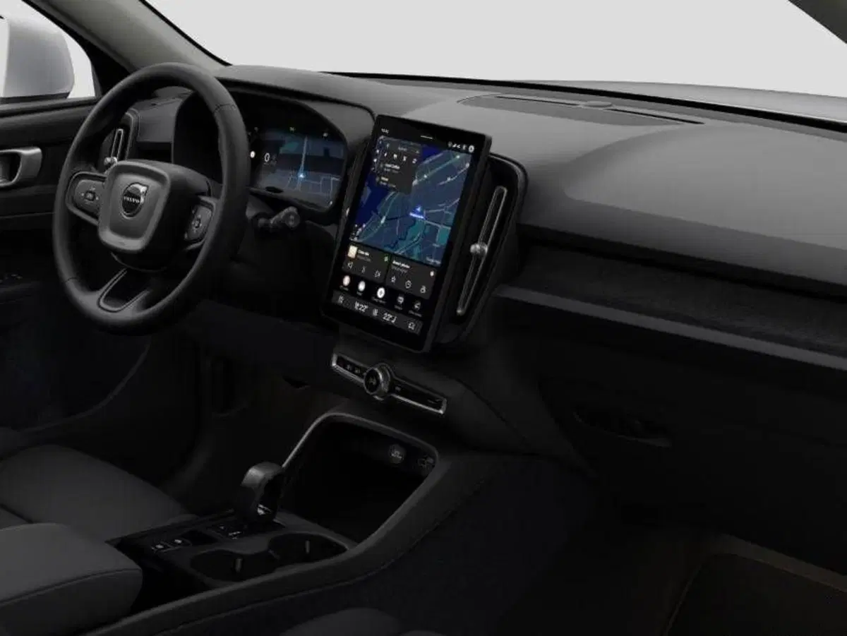 Volvo XC40 nuova a Como (7)