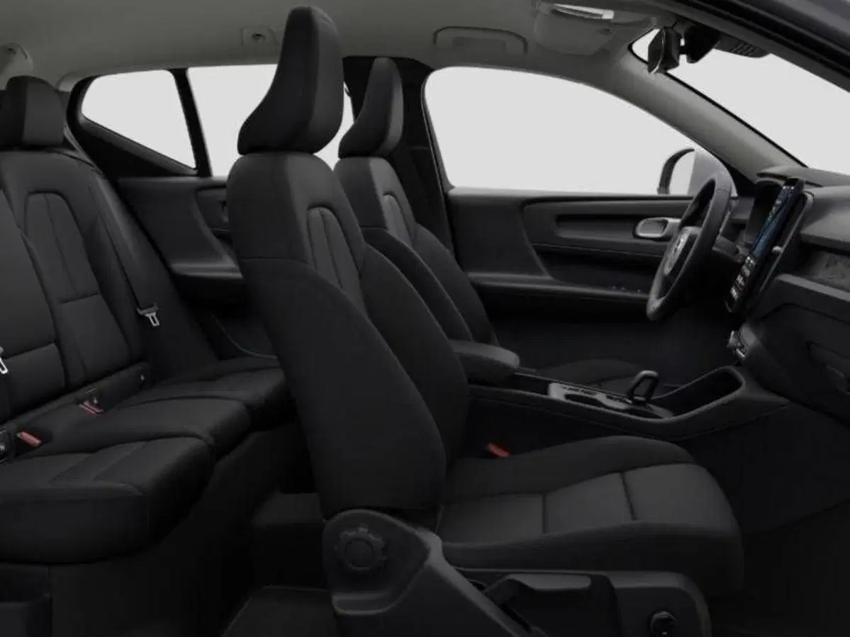 Volvo XC40 nuova a Como (6)