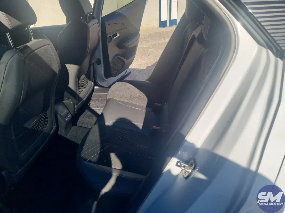 Peugeot 2008 usata a Siena (15)