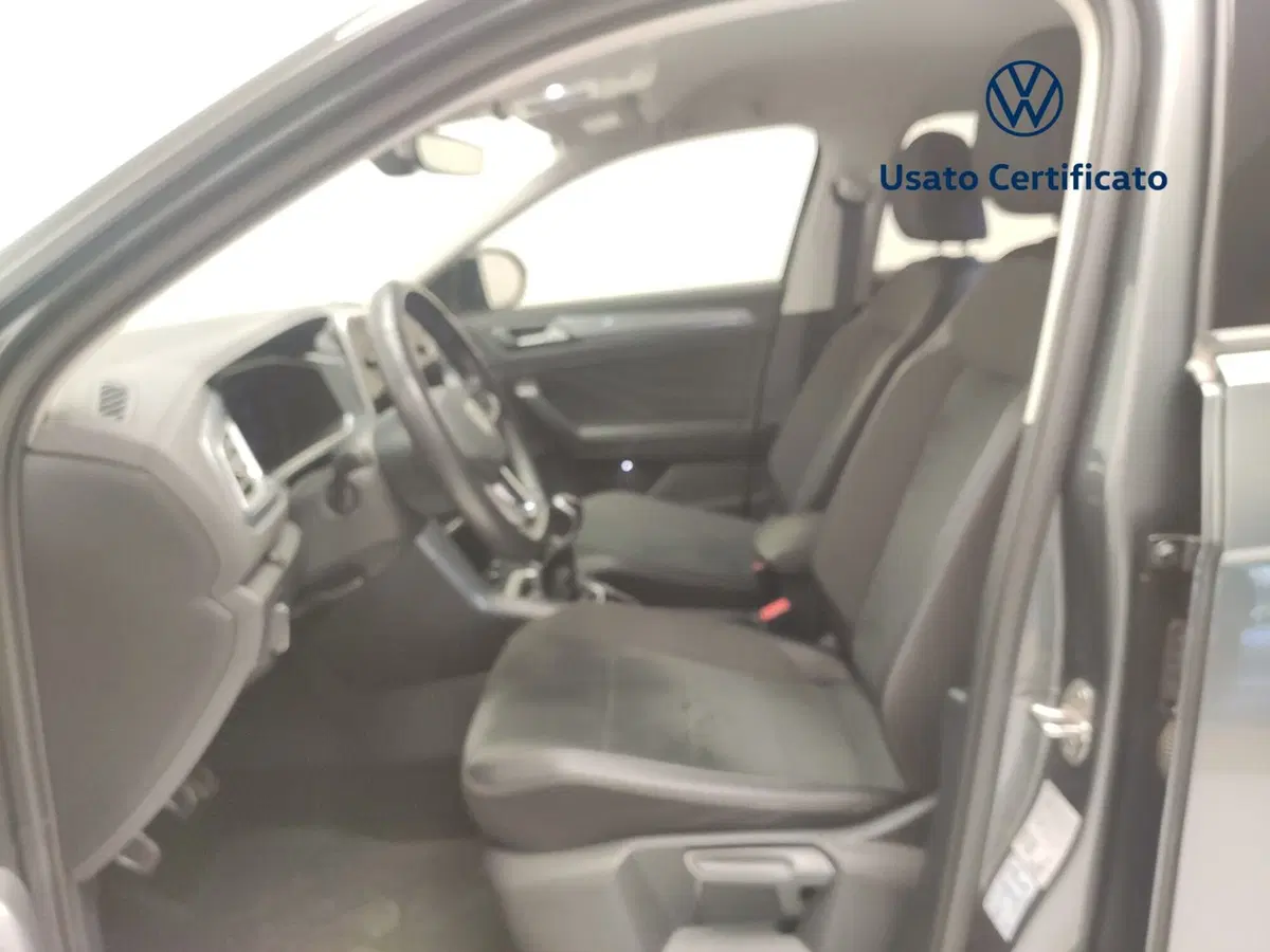 Volkswagen T-Roc usata a Avellino (16)