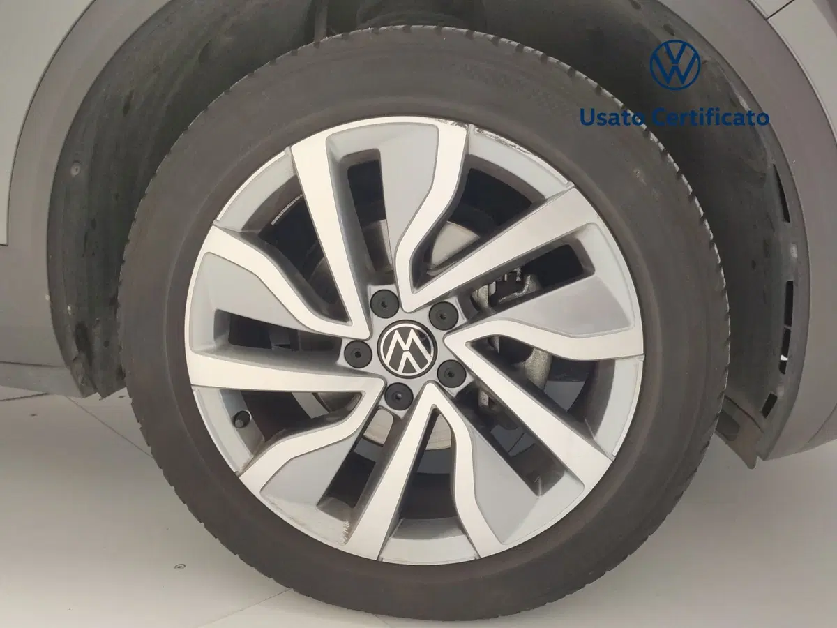 Volkswagen T-Roc usata a Avellino (8)