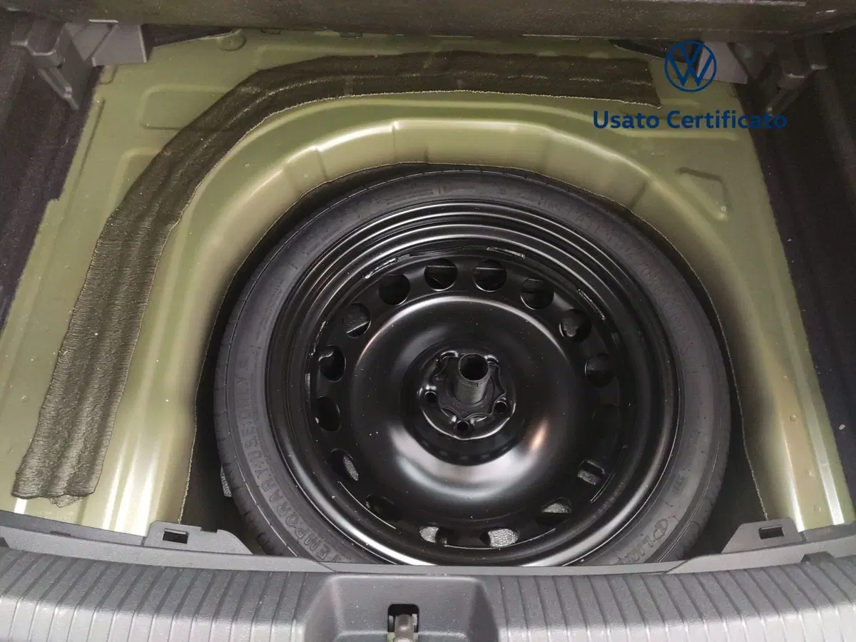 Volkswagen Taigo usata a Avellino (13)