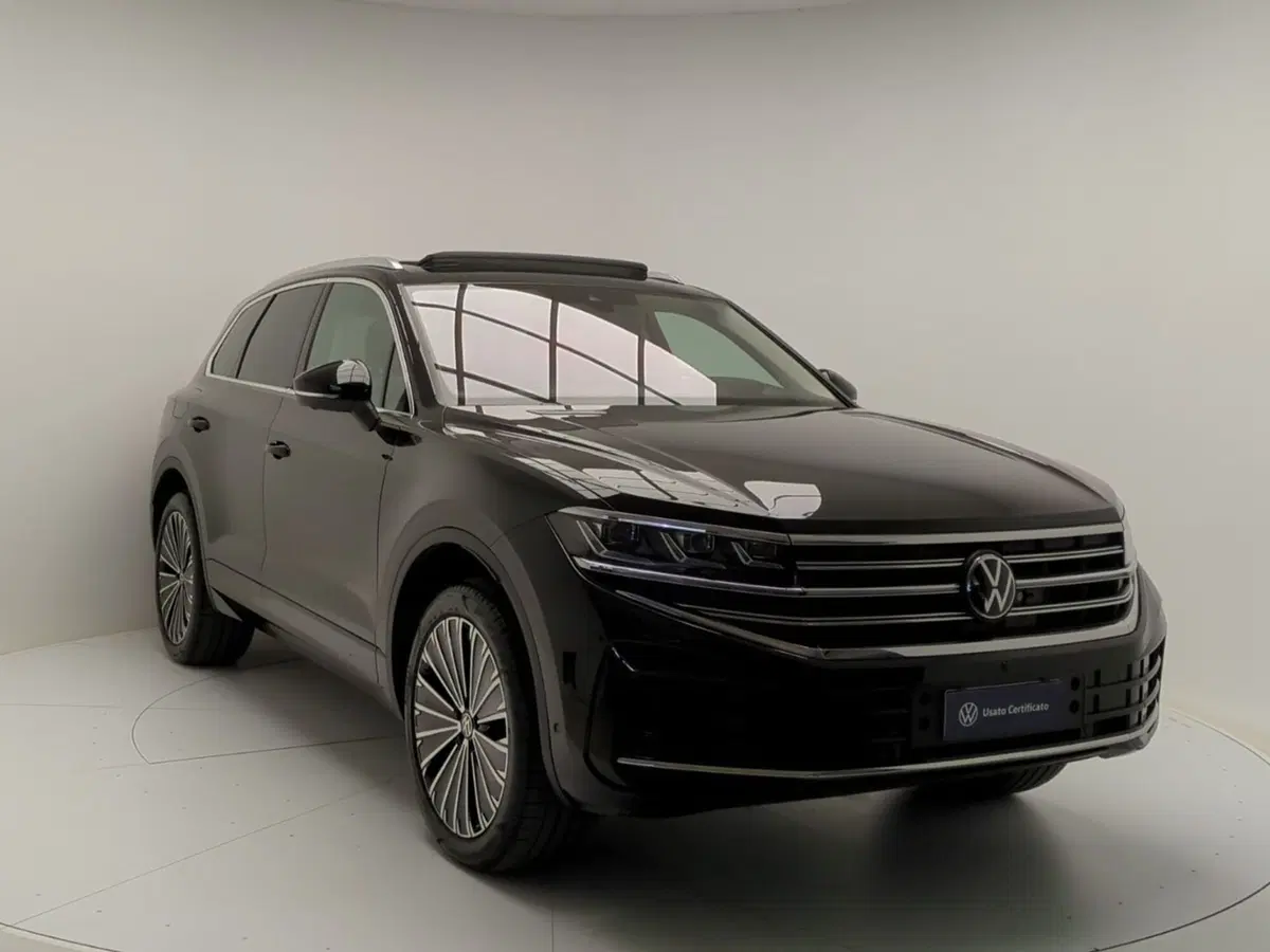 Volkswagen Touareg usata a Avellino