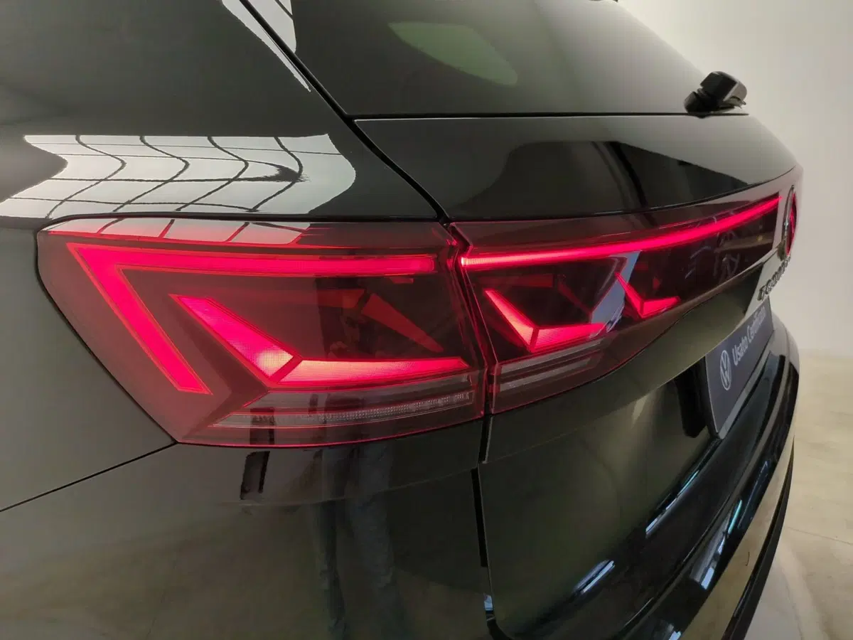 Volkswagen Touareg usata a Avellino (10)