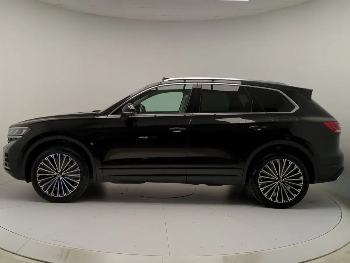 Volkswagen Touareg usata a Avellino (4)