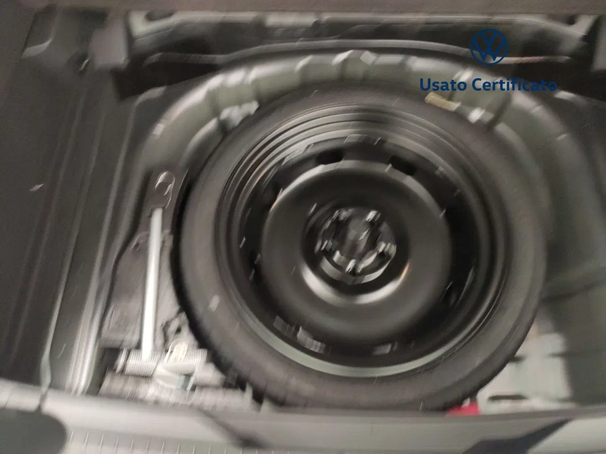 Volkswagen T-Roc usata a Avellino (15)