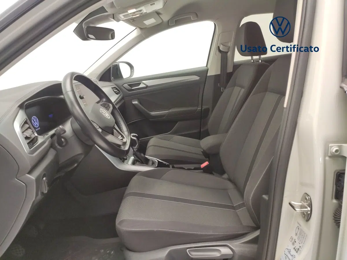 Volkswagen T-Roc usata a Avellino (17)